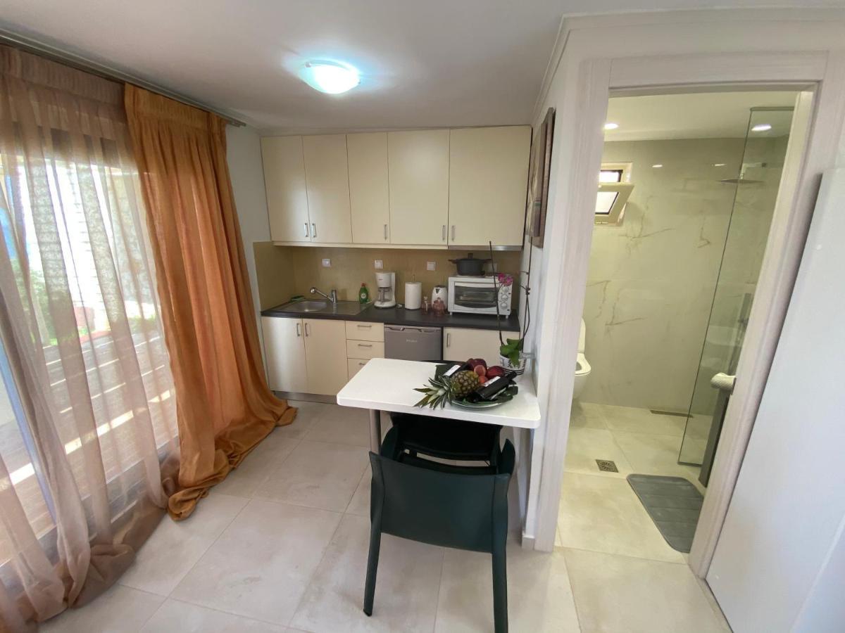 Nautilus House Vila Stalos Exterior foto